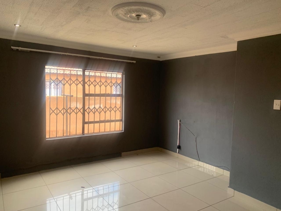 3 Bedroom Property for Sale in Mabopane Unit M North West